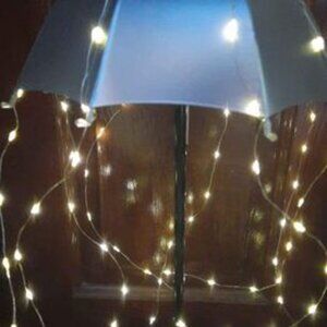 Lawn Garden Yard Art Stake Umbrella Cascading Lights Solar Powered Whimsical Fun